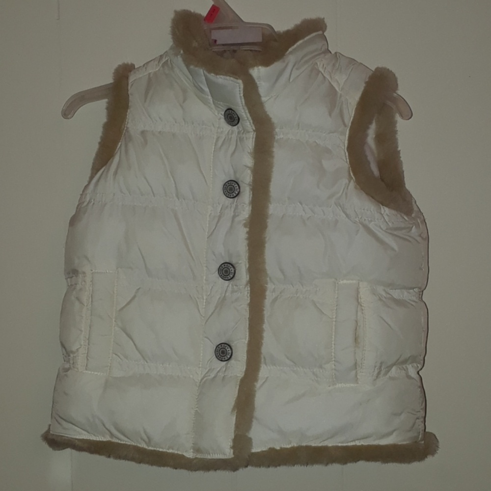 Girls old Navy white and brown faux fur vest